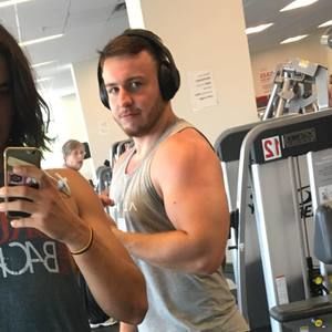 Meet your Posher, Maxwell